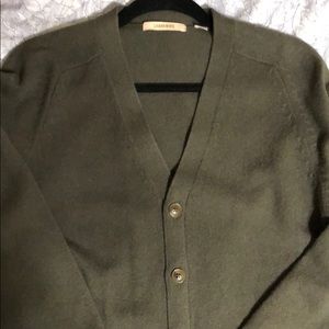 Uniqlo lambswool cardigan (olive)